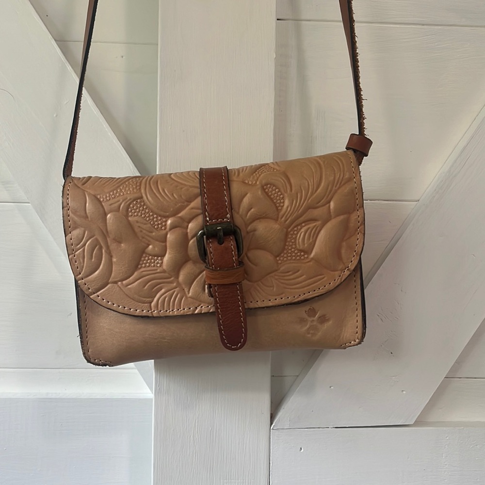 Patricia Nash cross body bag